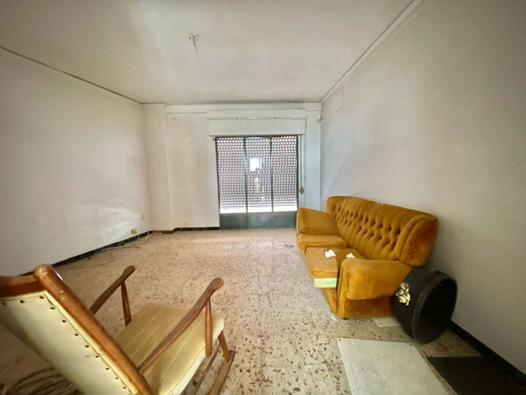 Townhouse Pedreguer Alicante - image 2