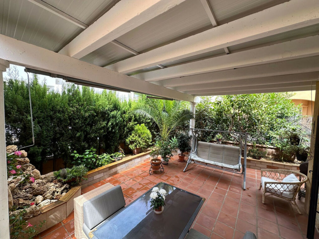 Semi-Detached House Riviera del Sol Málaga - image 2