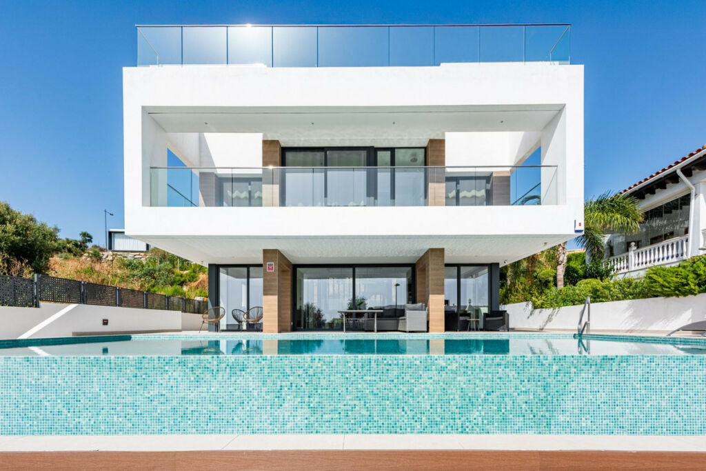 Detached Villa Estepona Málaga