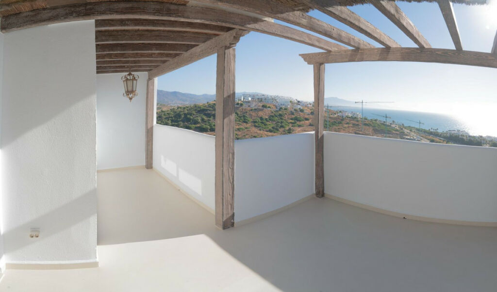 Penthouse Duplex Casares Málaga - image 2
