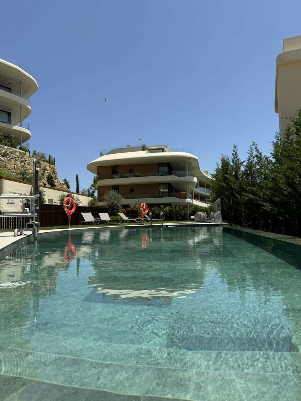 Middle Floor Apartment Higueron Málaga - image 2
