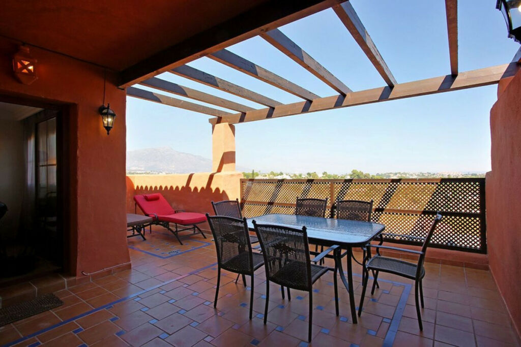 Penthouse Duplex Benahavís Málaga - image 2