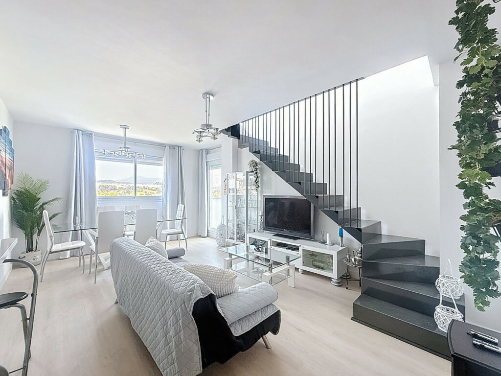 Penthouse Estepona Málaga - image 8