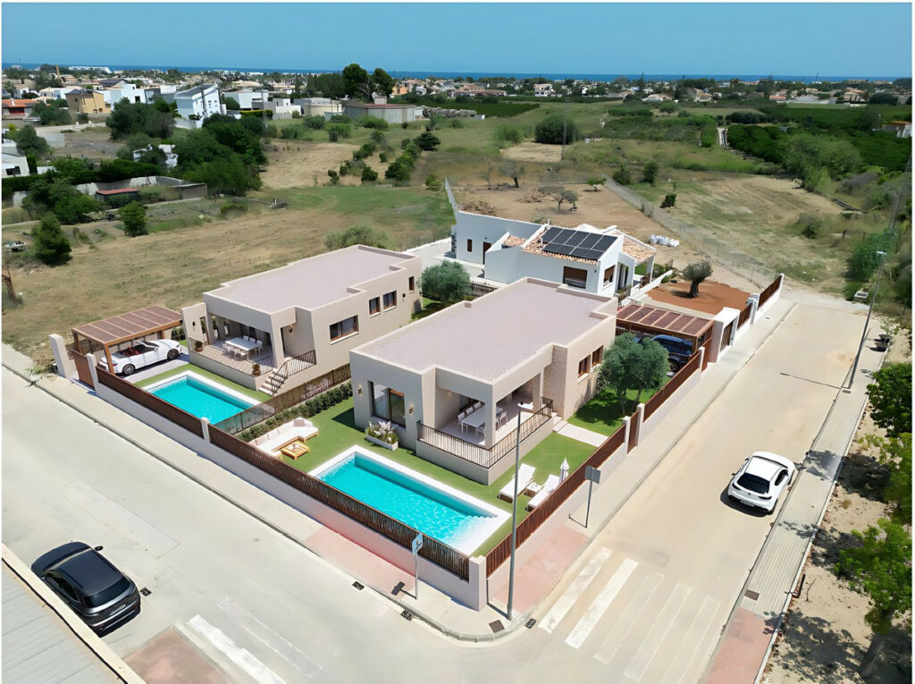 Detached Villa El Verger Alicante - image 2