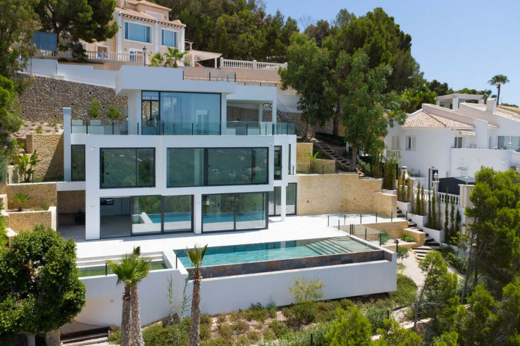 Detached Villa Altea Alicante - image 2