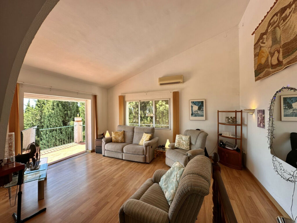 Detached Villa Cerros del Aguila Málaga - image 2