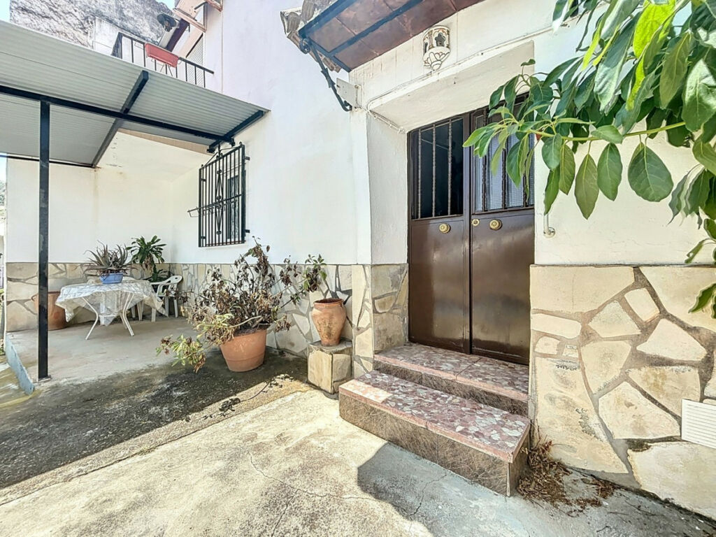 Semi-Detached House Comares Málaga - image 2