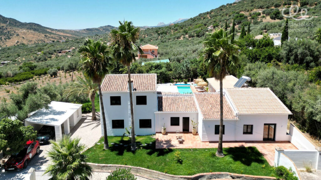 Finca - Cortijo Periana Málaga - image 2