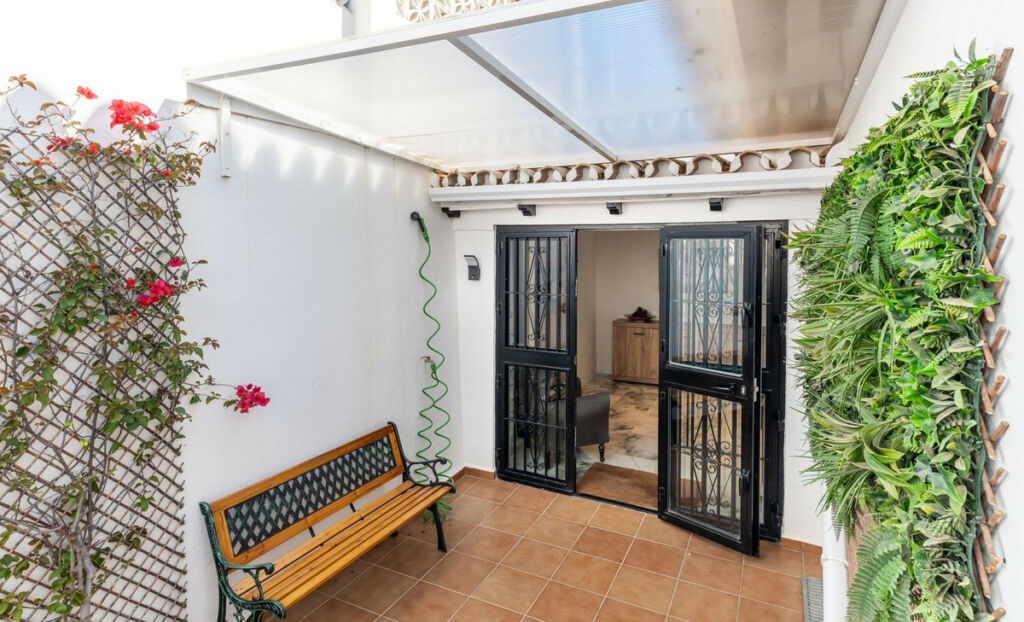 Middle Floor Apartment Mijas Málaga - image 3