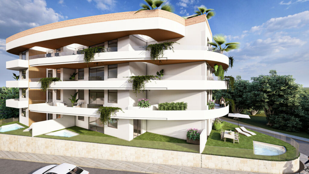 Detached Villa Estepona Málaga - image 2