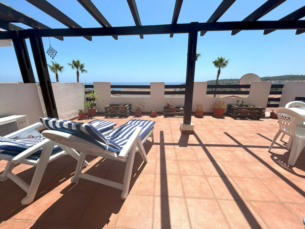 Ground Floor Apartment La Duquesa Málaga - image 2