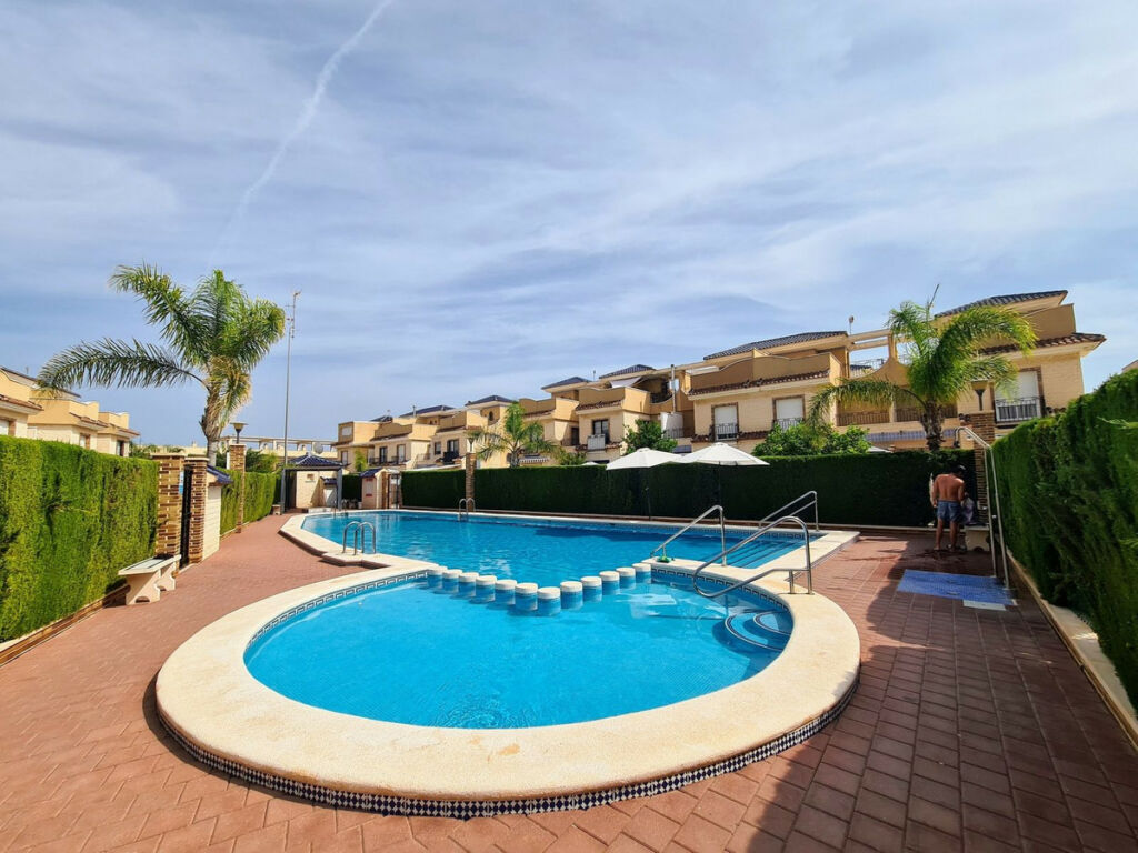 Townhouse Torre de la Horadada Alicante - image 2