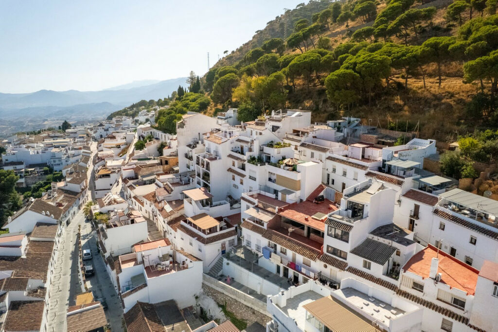 Townhouse Mijas Málaga - image 2