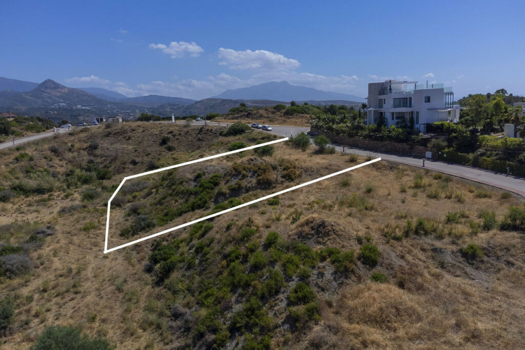 Residential Plot New Golden Mile Málaga - image 2
