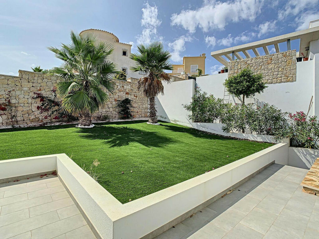 Detached Villa Benitachell Alicante - image 2