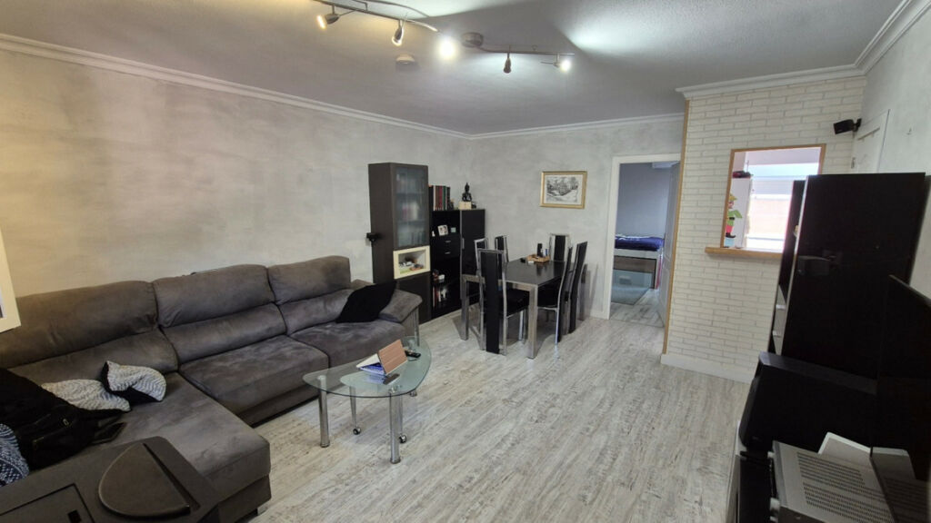 Townhouse Torrevieja Alicante - image 2