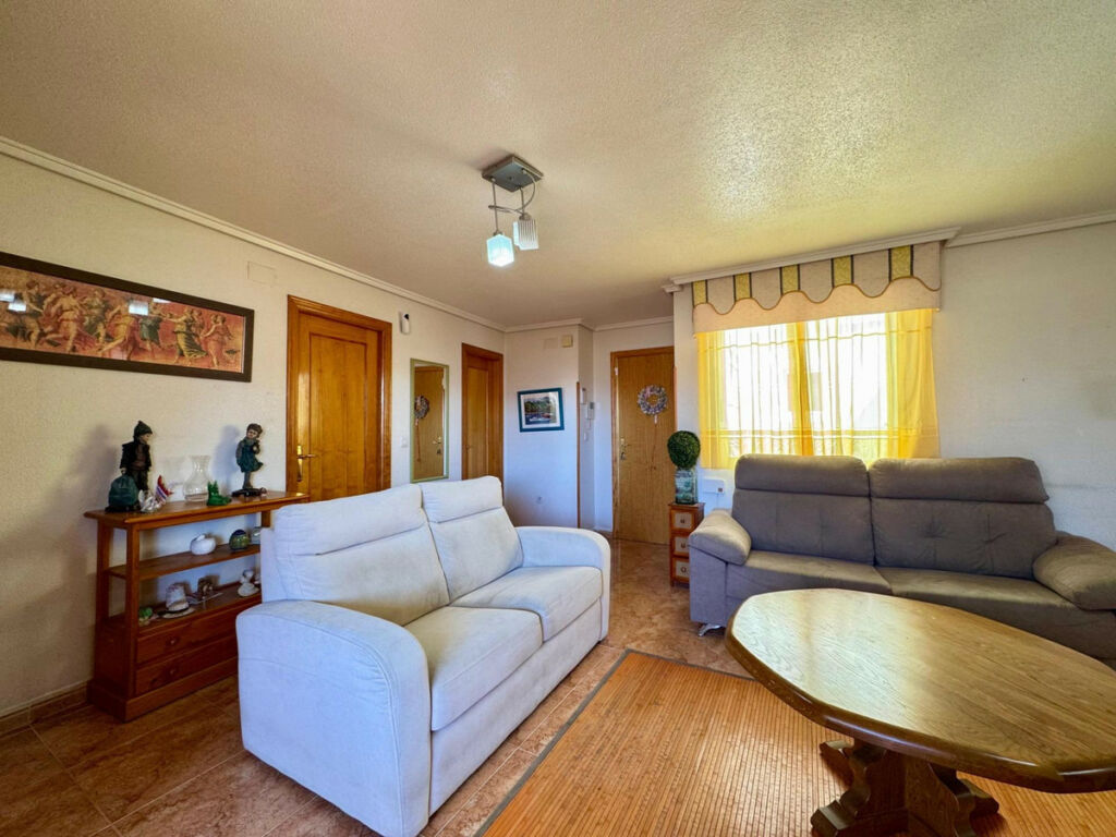 Penthouse Torrevieja Alicante - image 2