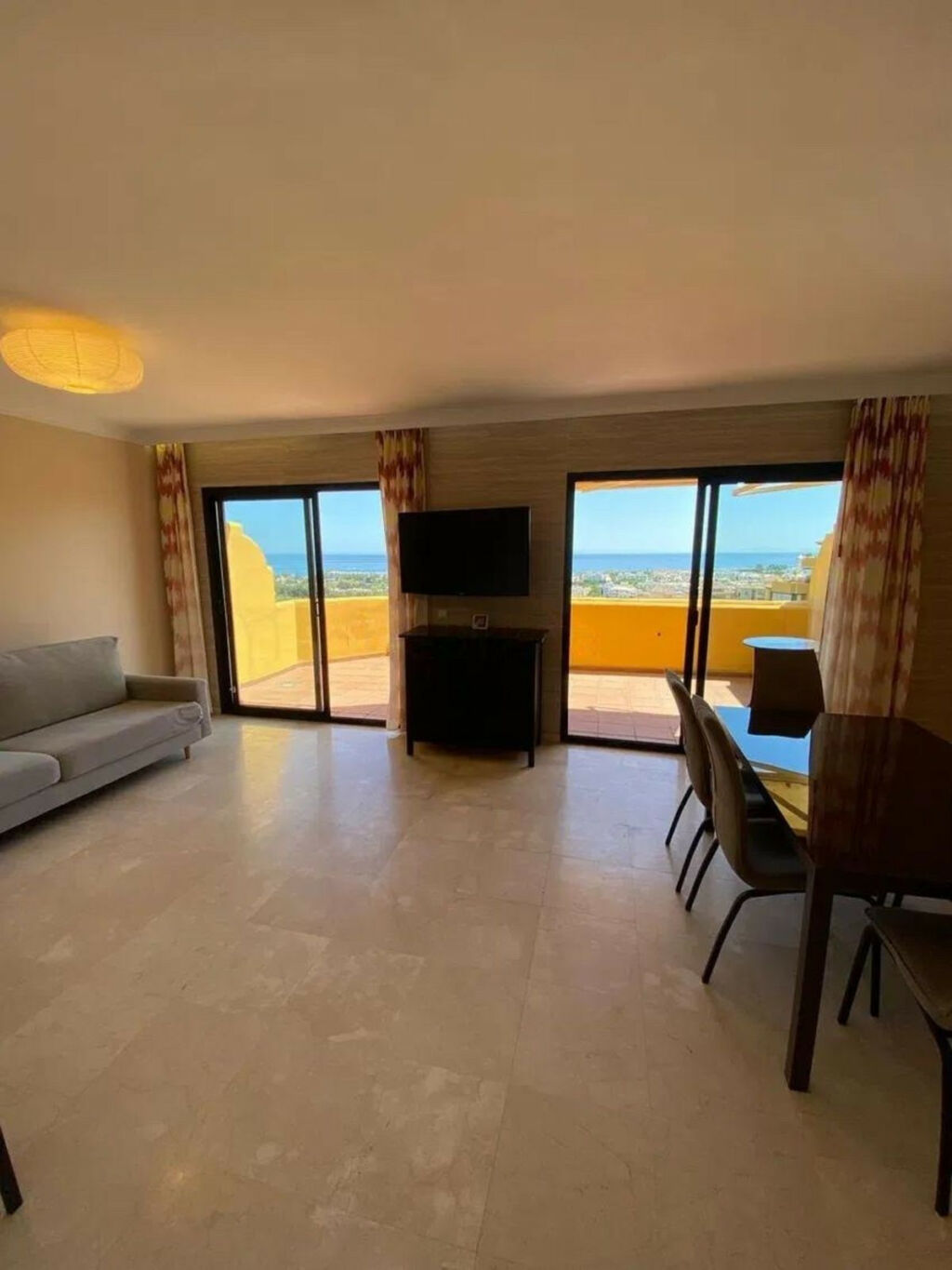 Penthouse Duplex Selwo Málaga - image 2