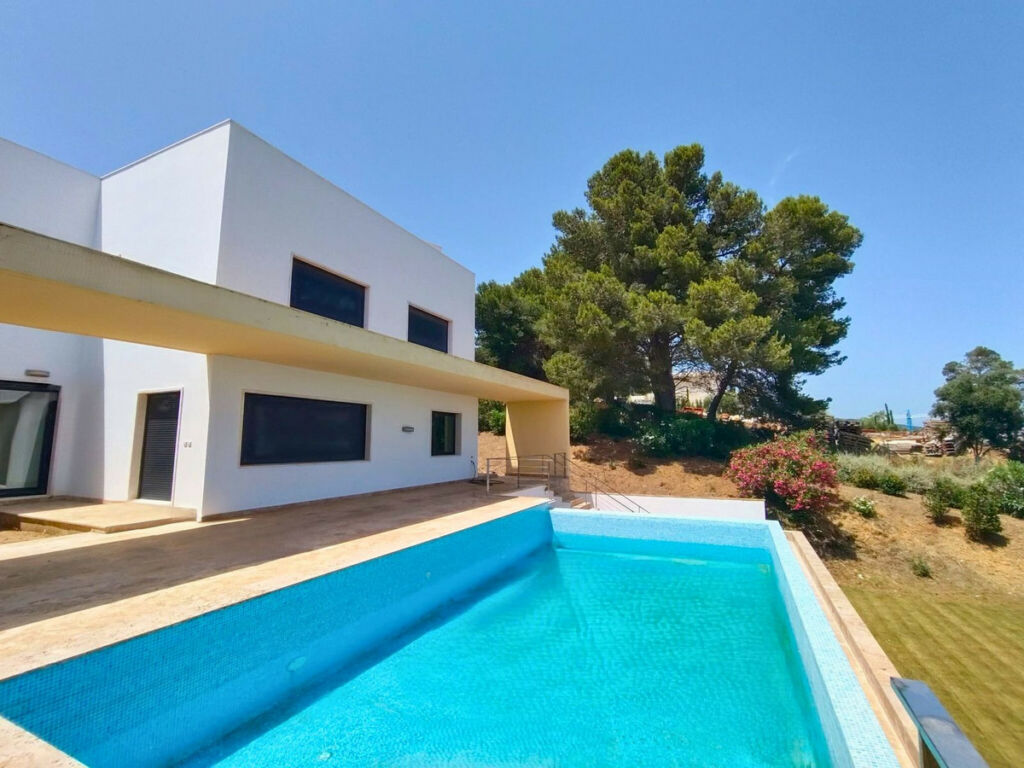 Detached Villa Sotogrande Alto Cádiz - image 2