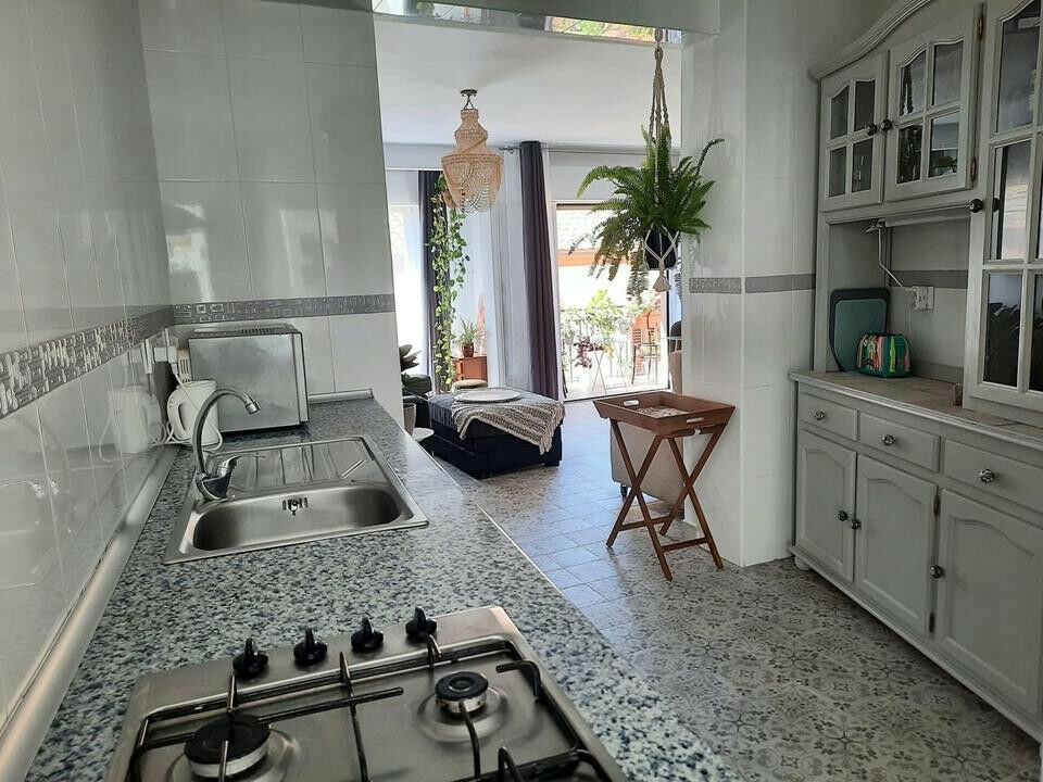 Middle Floor Apartment Denia Alicante - image 2