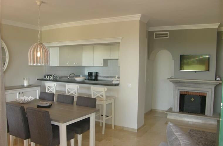 Ground Floor Apartment Elviria Málaga - image 2