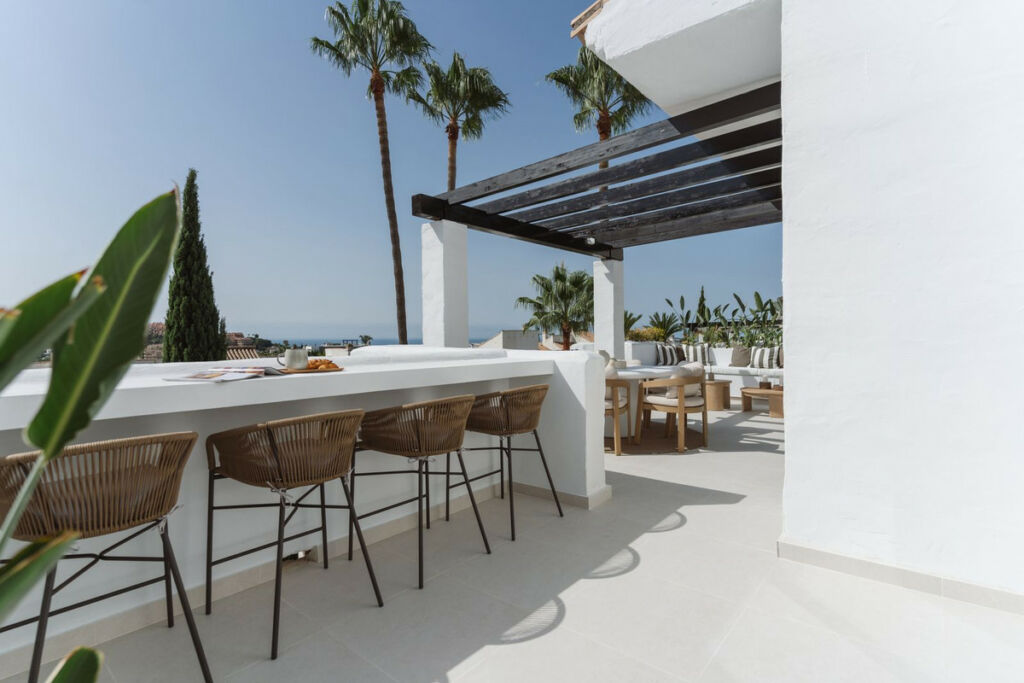 Penthouse Duplex Nueva Andalucía Málaga - image 2