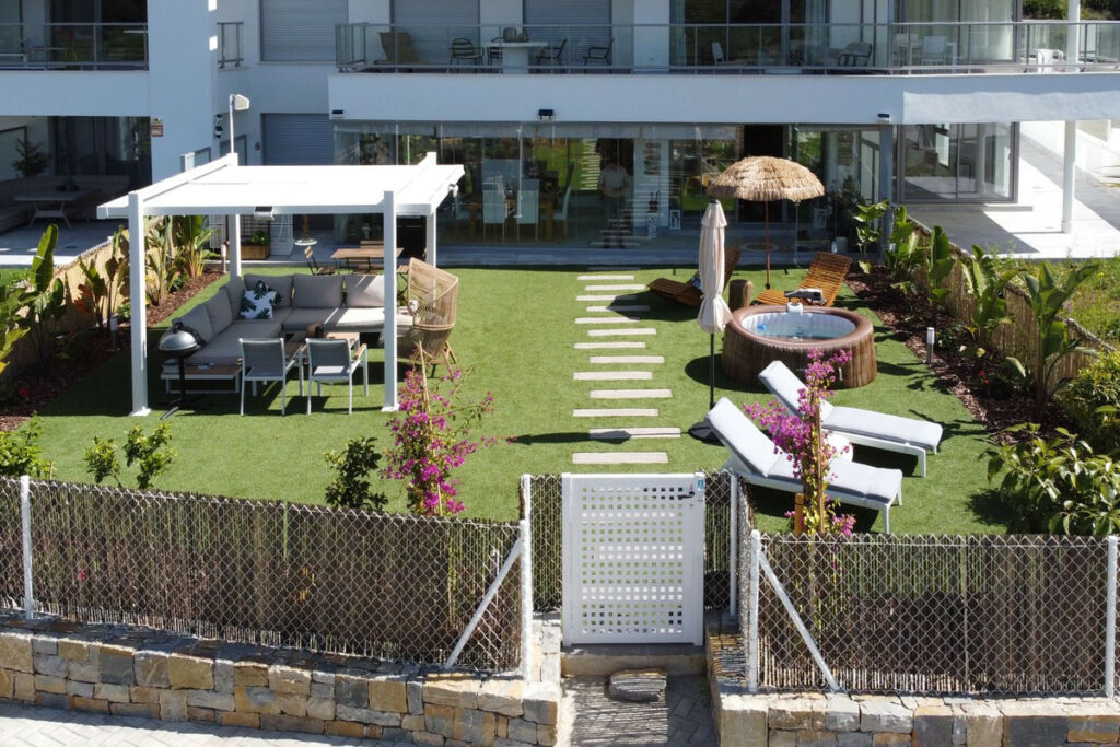 Ground Floor Apartment El Chaparral Málaga - image 2