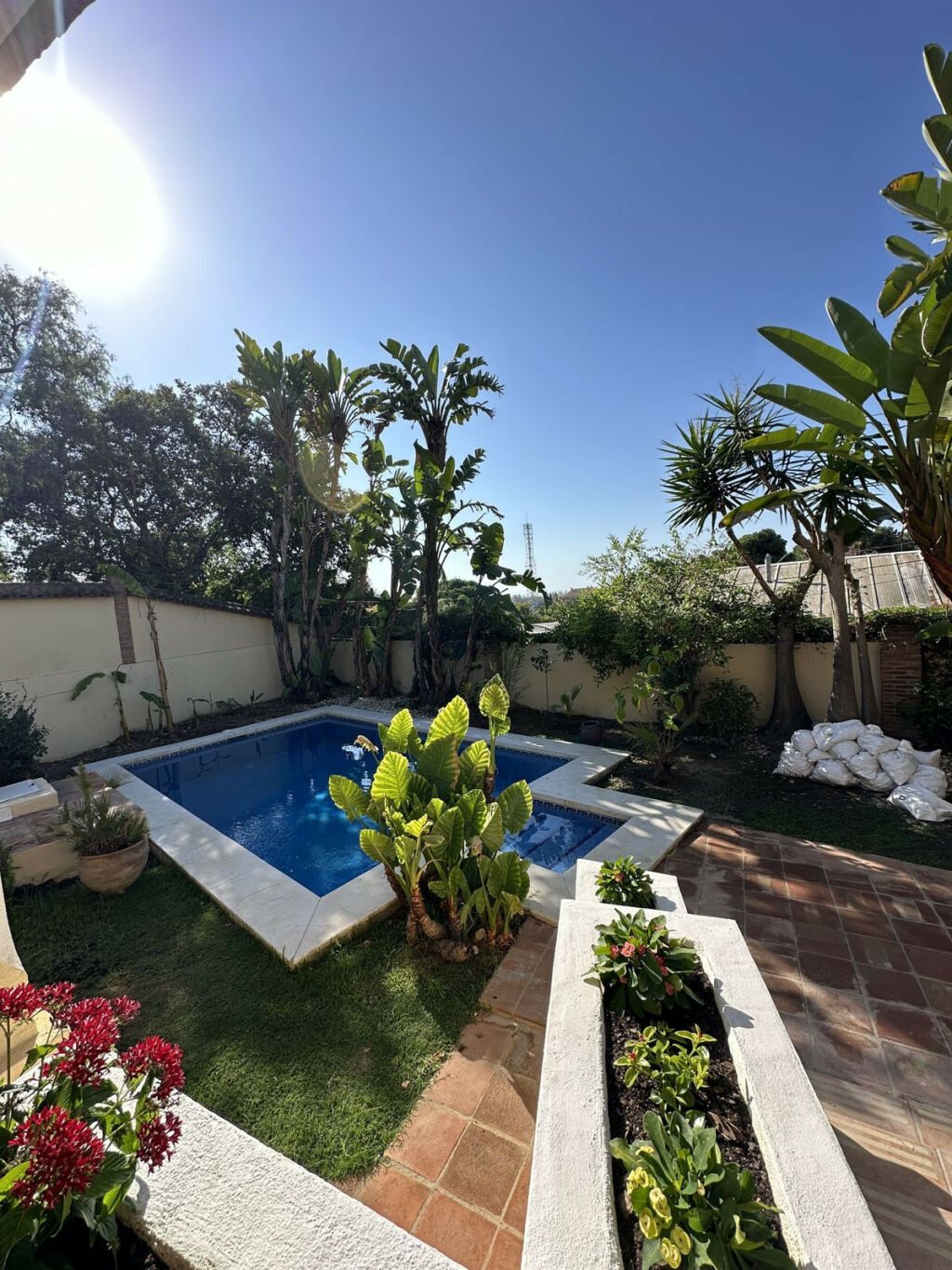 Detached Villa Elviria Málaga - image 2