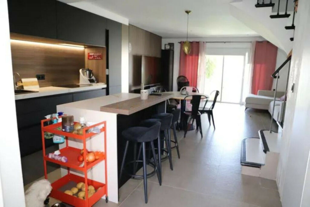 Townhouse Atalaya Málaga - image 2