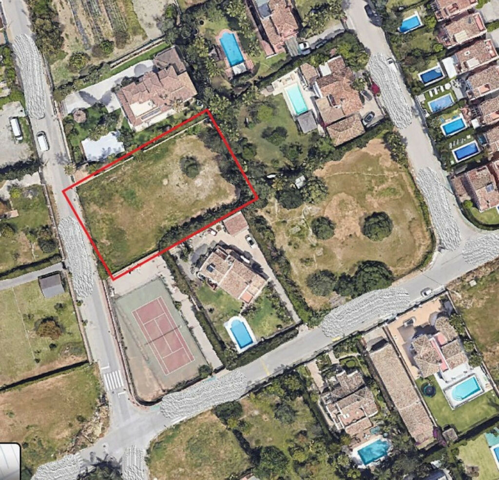 Residential Plot Bel Air Málaga - image 2