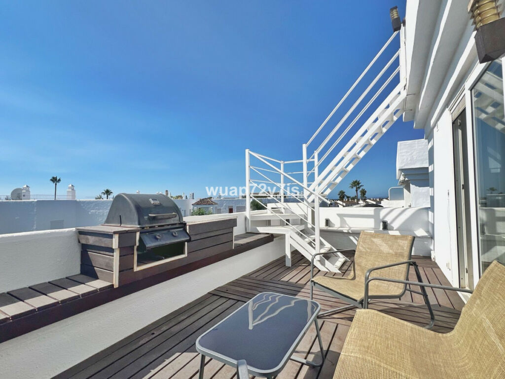 Penthouse El Paraiso Málaga - image 3