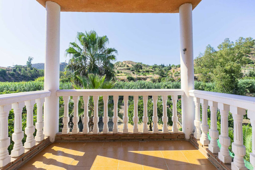Detached Villa Mijas Málaga - image 2