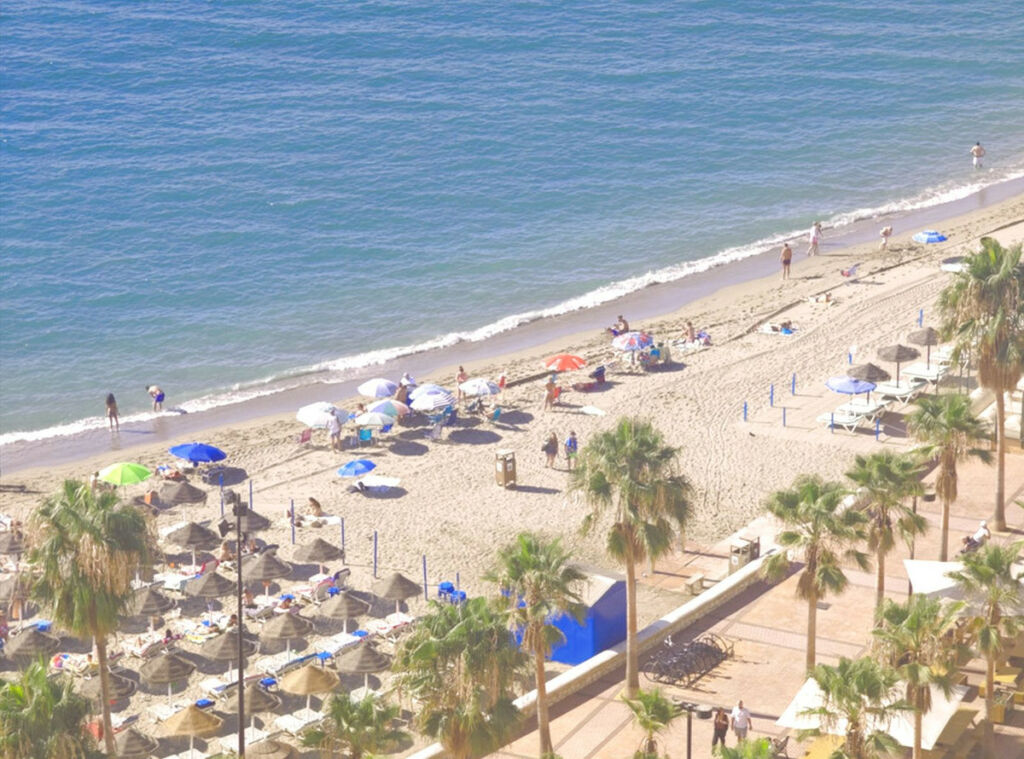 Top Floor Studio Fuengirola Málaga - image 2