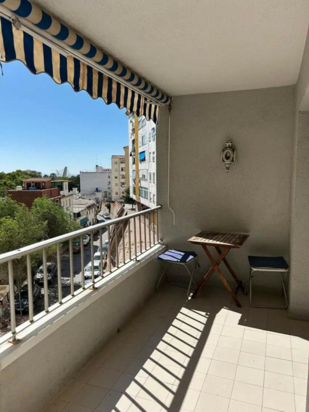 Middle Floor Apartment Marbella Málaga - image 2