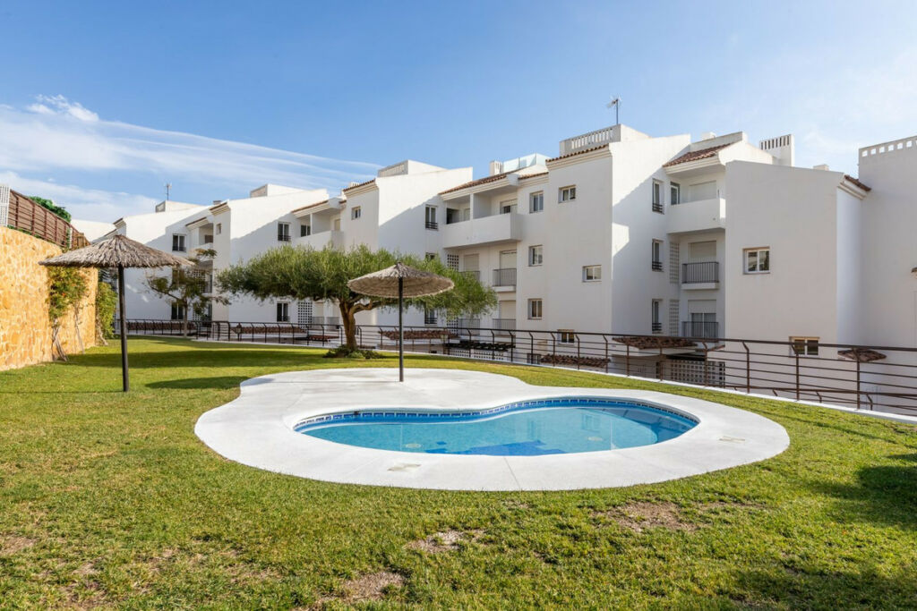 Middle Floor Apartment Manilva Málaga - image 20