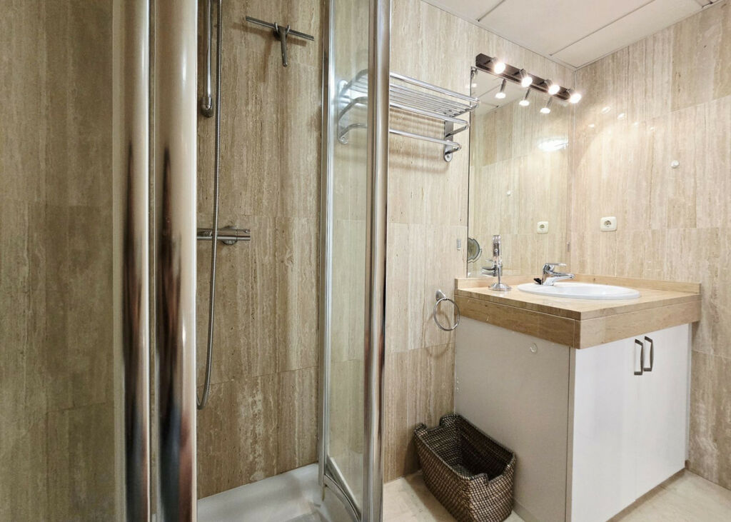 Penthouse Elviria Málaga - image 20