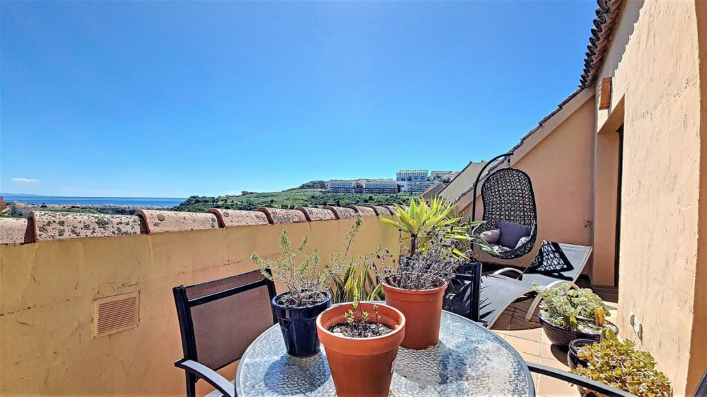 Penthouse Manilva Málaga - image 20