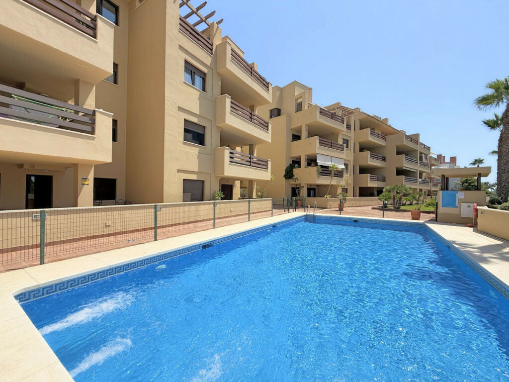 Middle Floor Apartment Sotogrande Puerto Cádiz - image 44