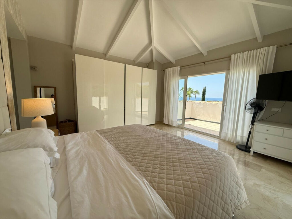 Detached Villa Marbesa Málaga - image 19