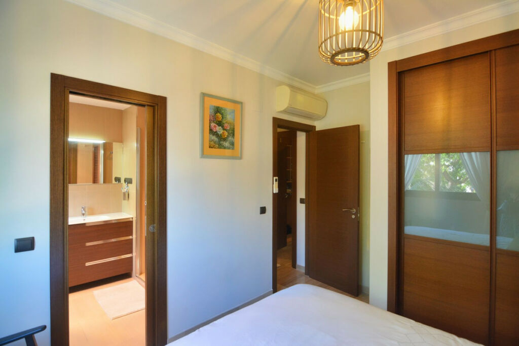 Middle Floor Apartment Fuengirola Málaga - image 20