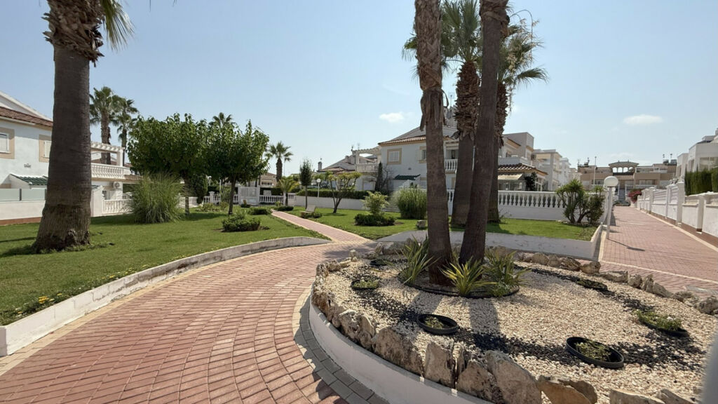 Ground Floor Apartment La Zenia Alicante - image 20