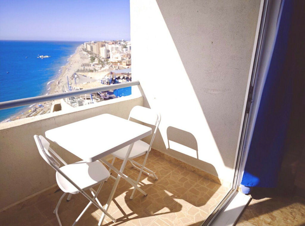 Top Floor Studio Fuengirola Málaga - image 20