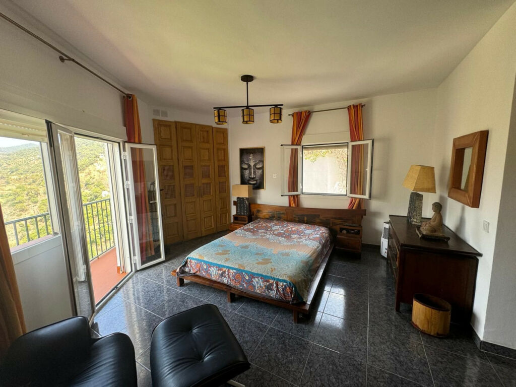 Penthouse Duplex Istán Málaga - image 19
