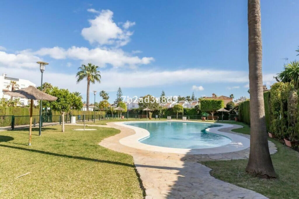 Penthouse San Pedro de Alcántara Málaga - image 20