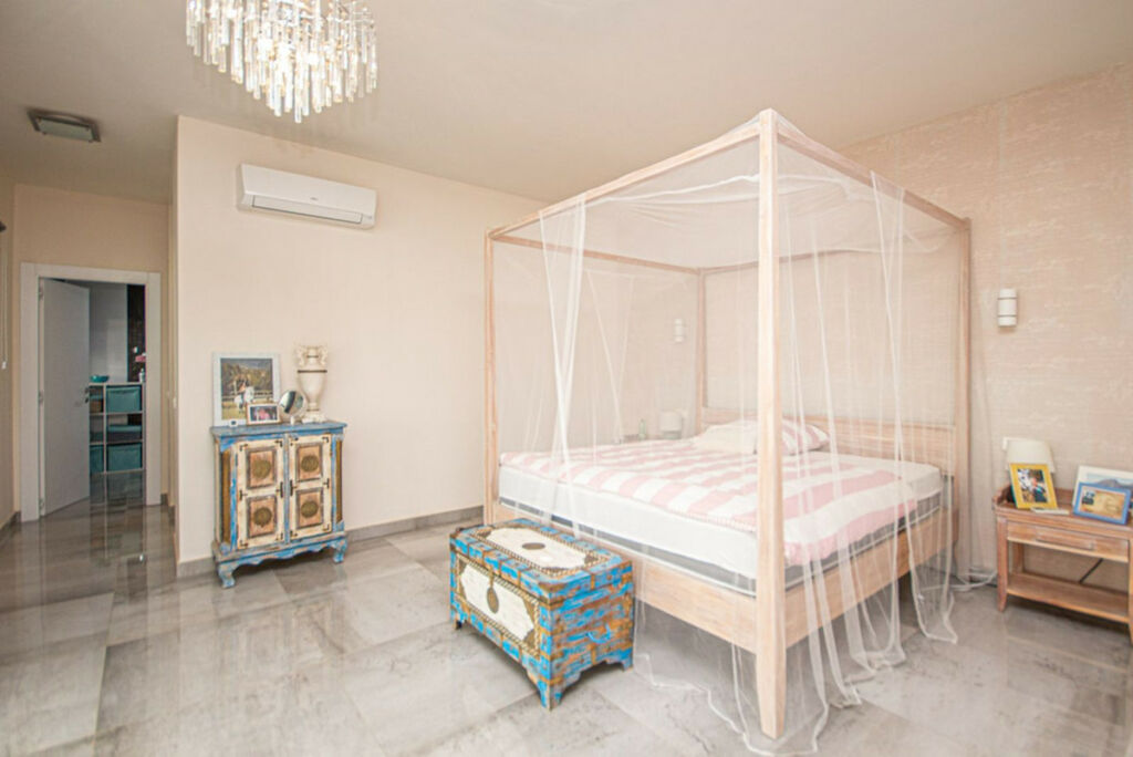 Detached Villa La Mairena Málaga - image 23