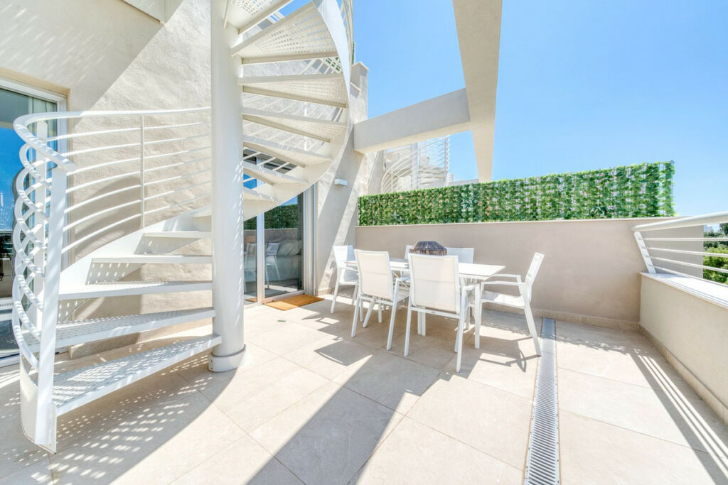 Penthouse Estepona Málaga - image 21