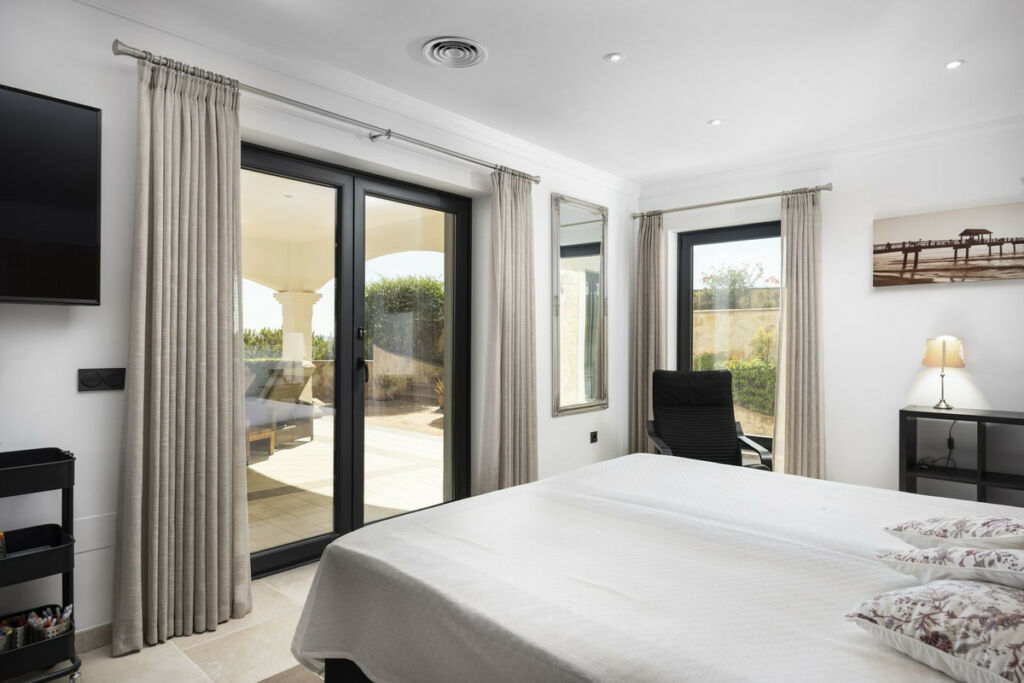 Detached Villa Mijas Málaga - image 20