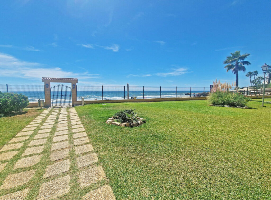 Middle Floor Studio Riviera del Sol Málaga - image 20