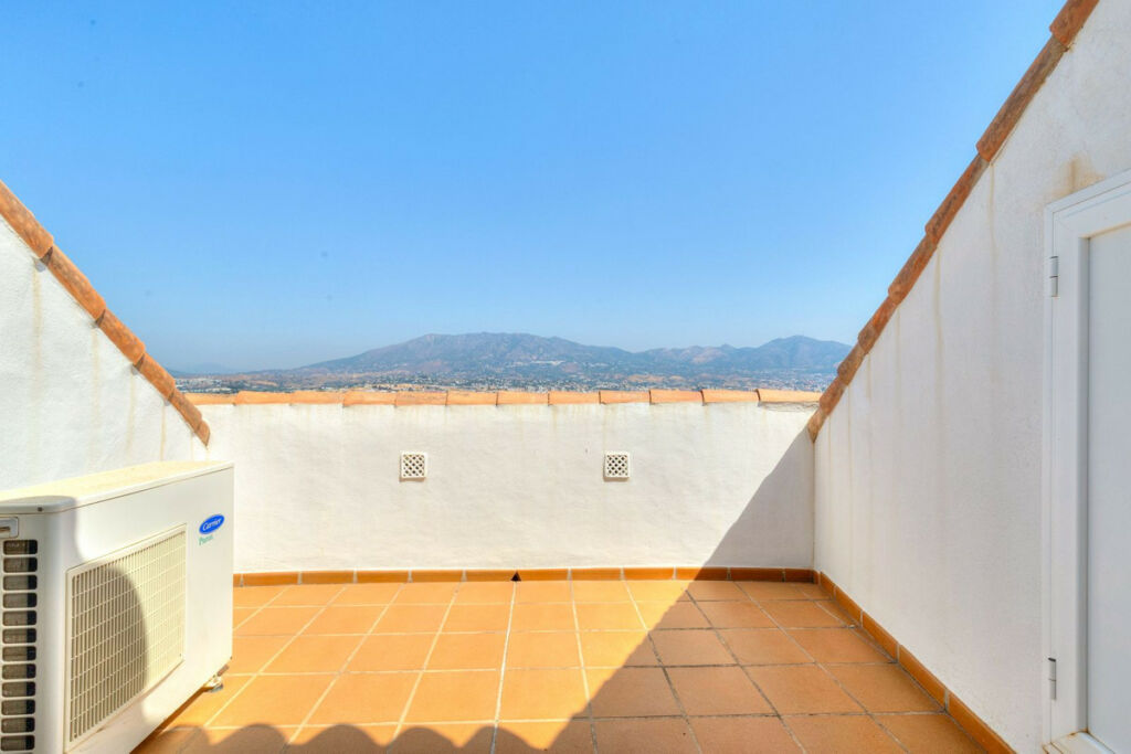 Penthouse Fuengirola Málaga - image 20