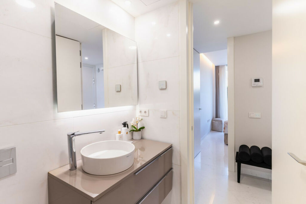 Ground Floor Apartment Estepona Málaga - image 20